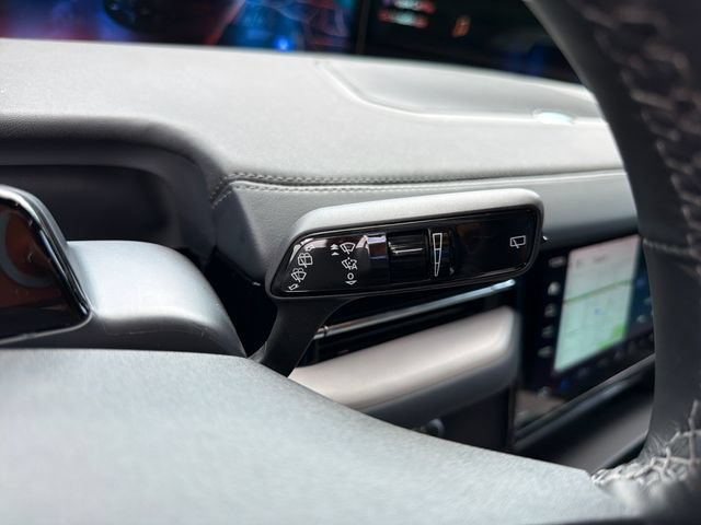 New 2027 Lincoln Navigator Reserve w/ Jet Appearance Package AWD/4WD image 26