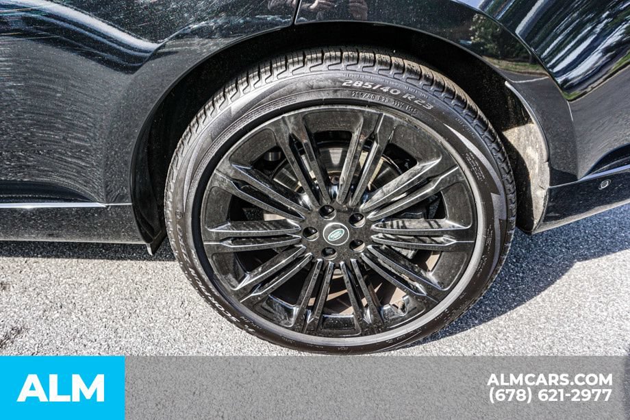 Used 2023 Land Rover Range Rover SE AWD/4WD image 17