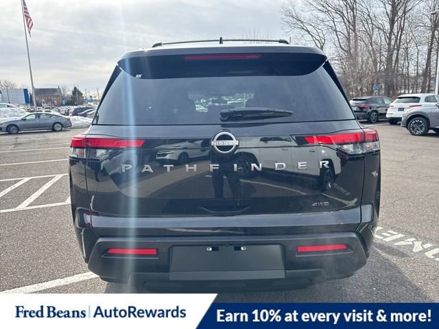 New 2026 Nissan Pathfinder SV image 10