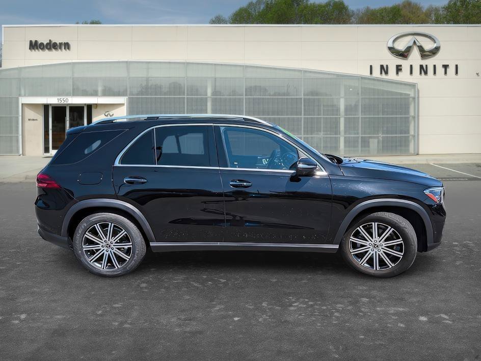 Used 2025 Mercedes-Benz GLE 350 4MATIC image 3