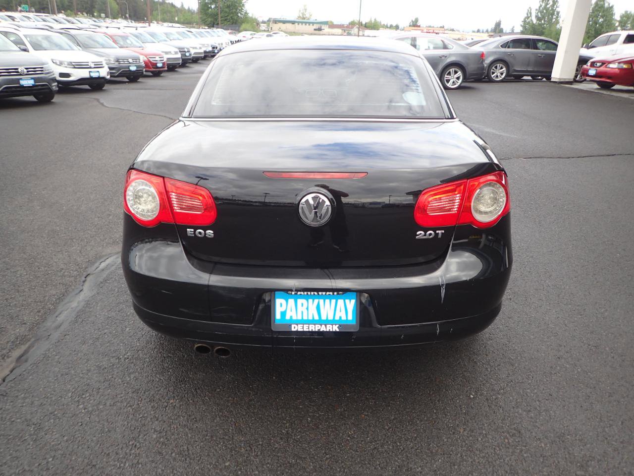 Used 2010 Volkswagen Eos Lux FWD image 4