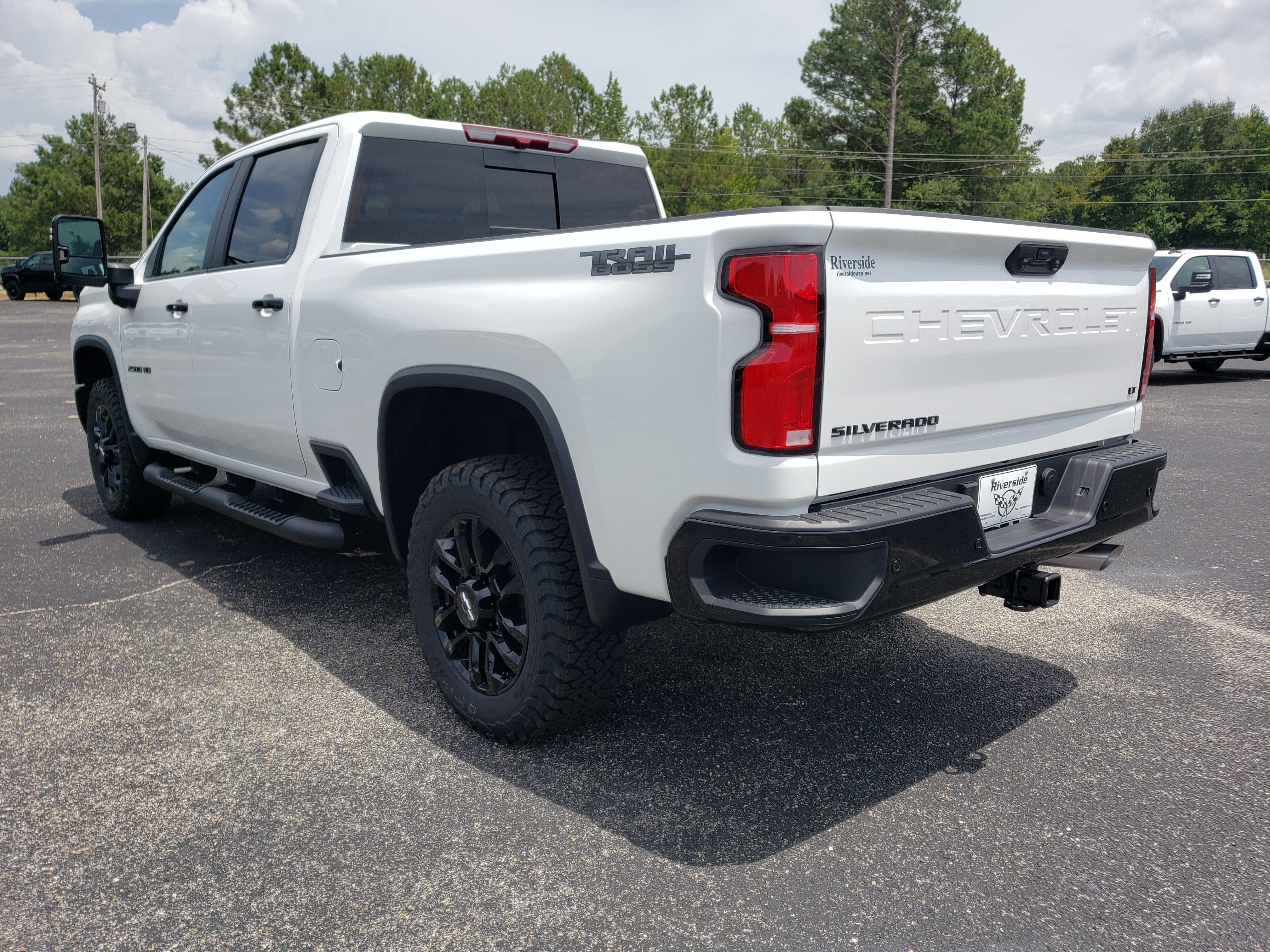 New 2026 Chevrolet Silverado 2500 LT w/ Trail Boss Package AWD/4WD image 4