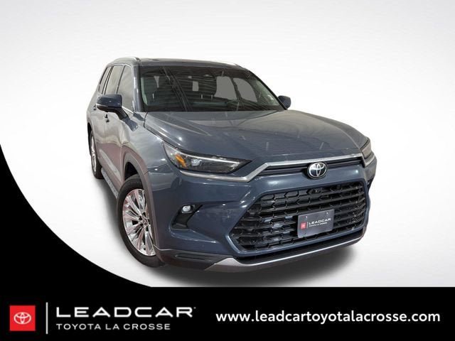 Used 2026 Toyota Grand Highlander AWD image 1