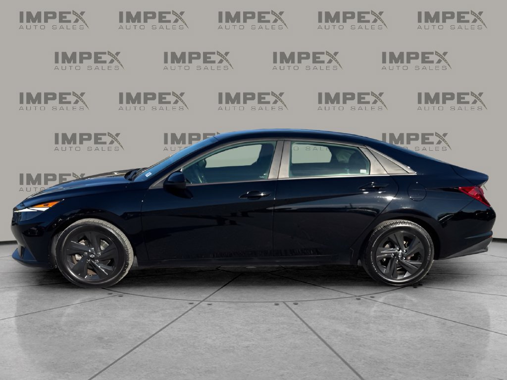 Used 2021 Hyundai Elantra SEL FWD image 2