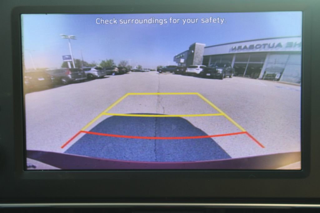 Used 2023 Hyundai Elantra SEL FWD image 18