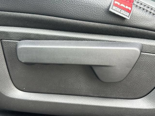 New 2026 RAM 5500 Tradesman AWD/4WD image 13