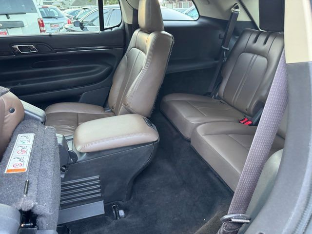 Used 2015 Lincoln MKT AWD w/ Equipment Group 201A image 29