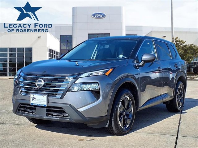 Used 2024 Nissan Rogue SV