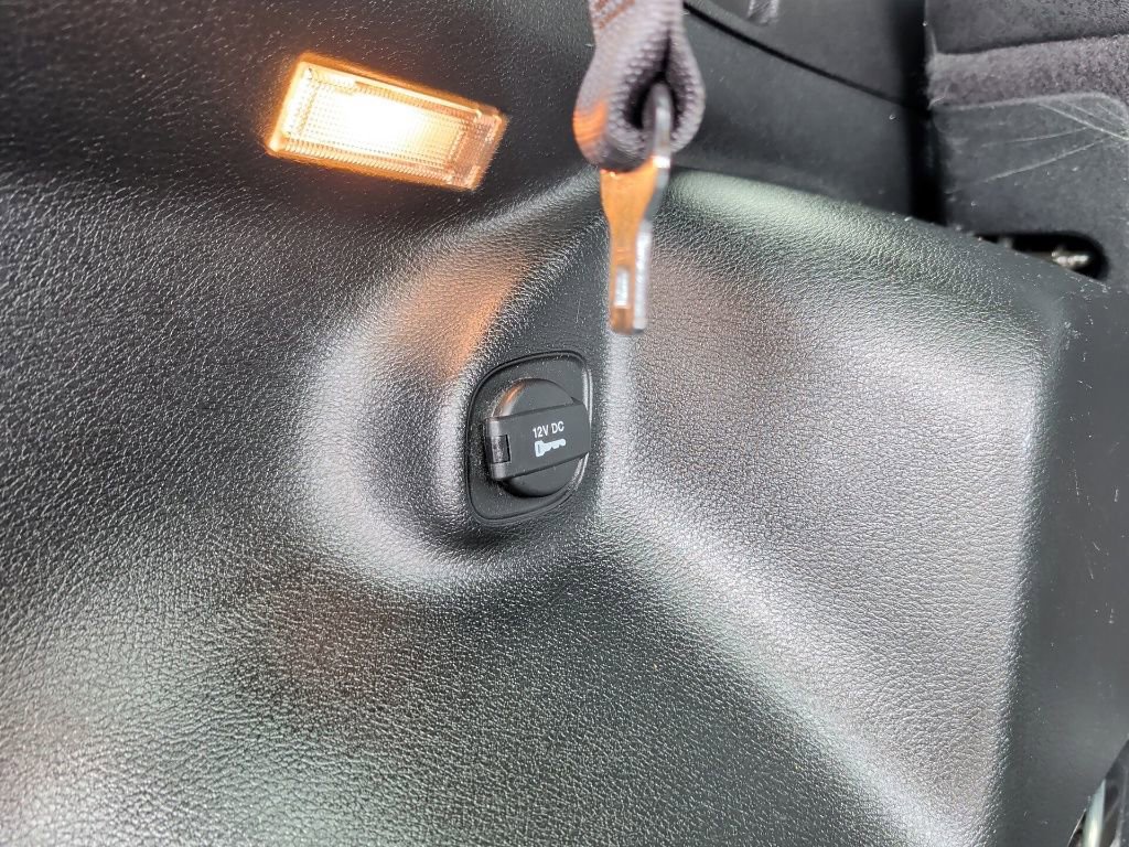 Used 2019 Jeep Cherokee Trailhawk w/ Cold Weather Group AWD/4WD image 35