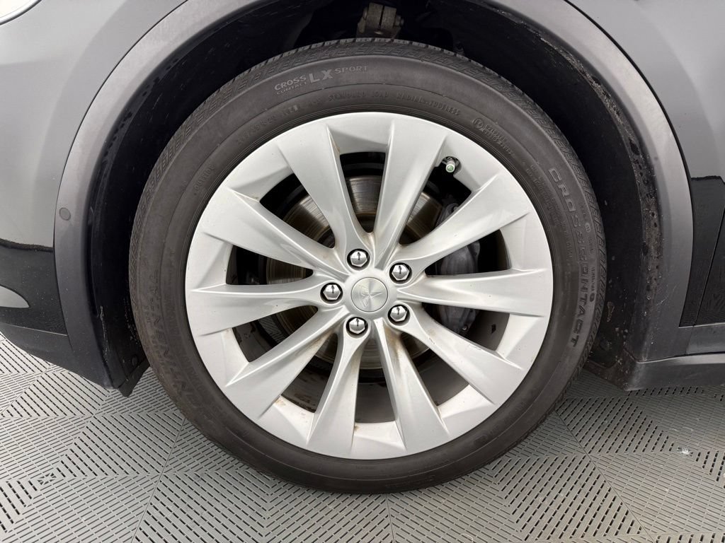 Used 2018 Tesla Model X 75D AWD/4WD image 12
