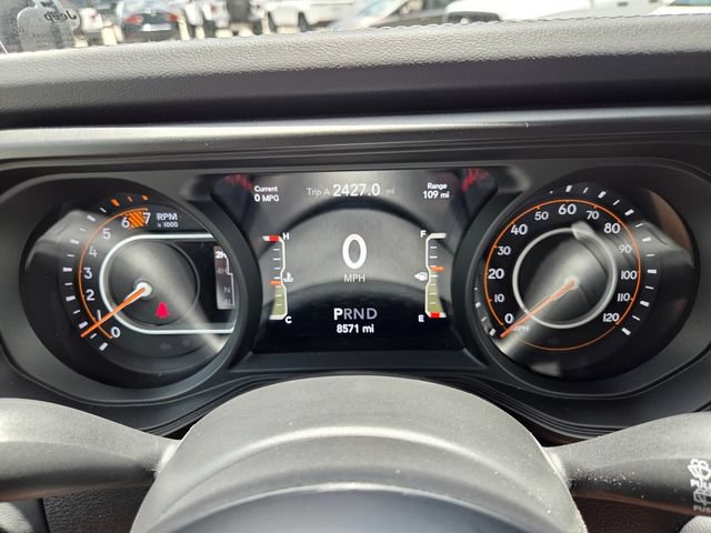 Used 2024 Jeep Wrangler Rubicon AWD/4WD image 29