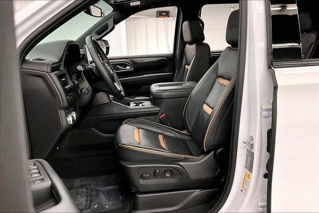 Used 2024 GMC Yukon XL AT4 AWD/4WD image 23
