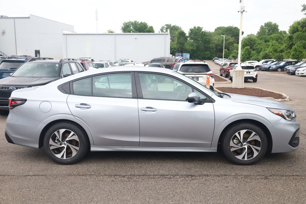 Certified 2025 Subaru Legacy Premium AWD/4WD image 5