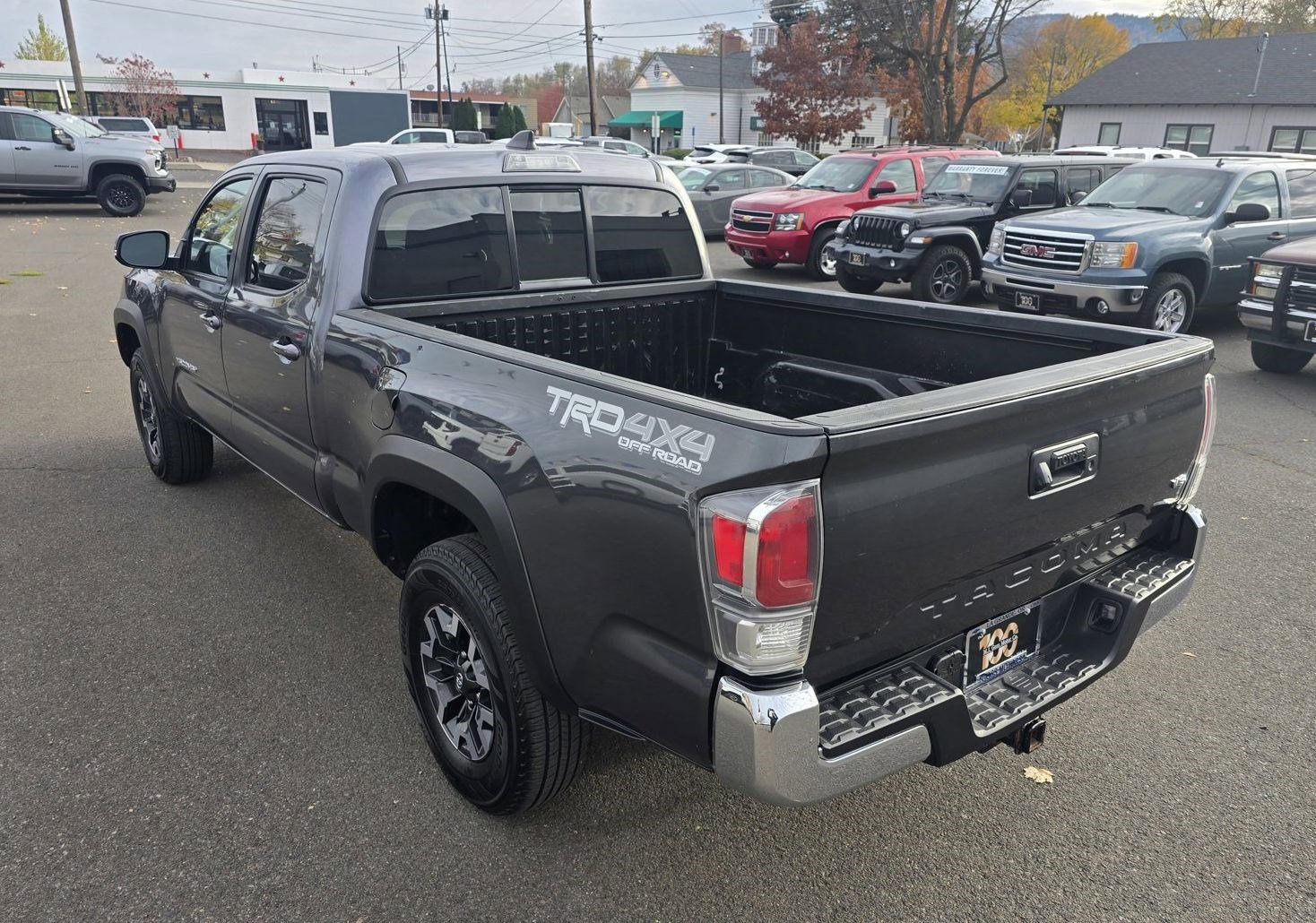 Used 2022 Toyota Tacoma TRD Off-Road image 27