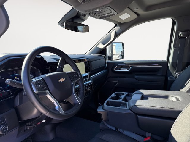 Certified 2025 Chevrolet Silverado 2500 LT w/ Convenience Package image 9