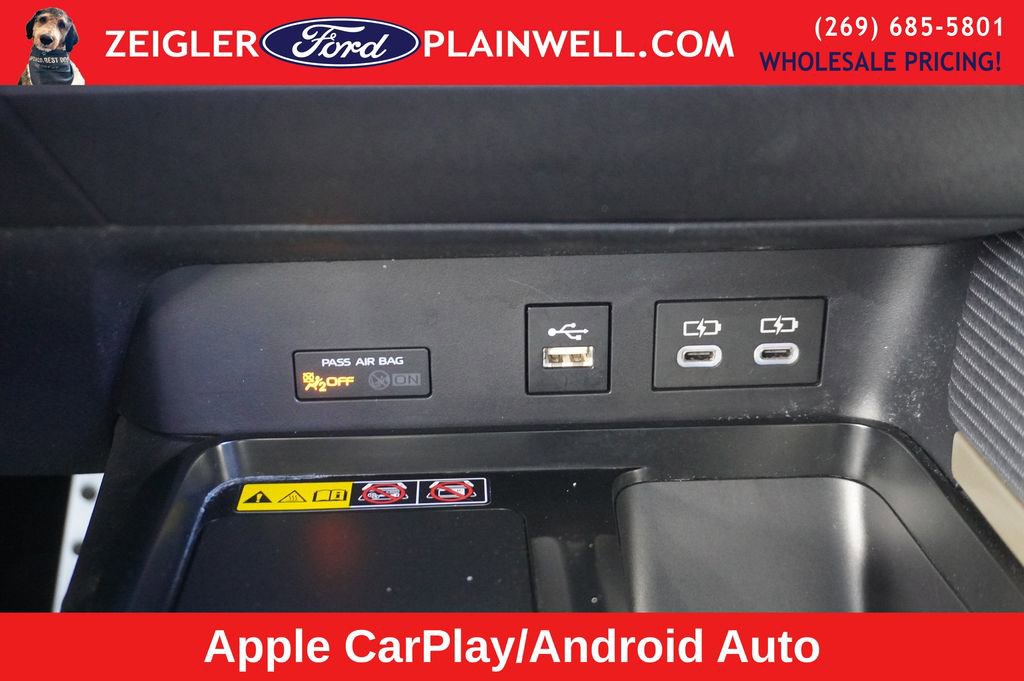 Used 2025 Toyota Camry SE image 17