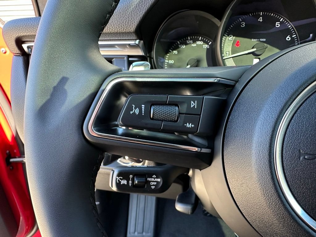 Certified 2026 Porsche Macan Turbo AWD/4WD image 17