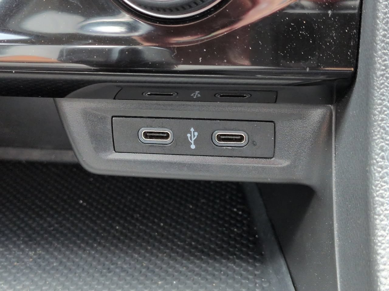 Used 2022 Volkswagen Jetta SE FWD image 22