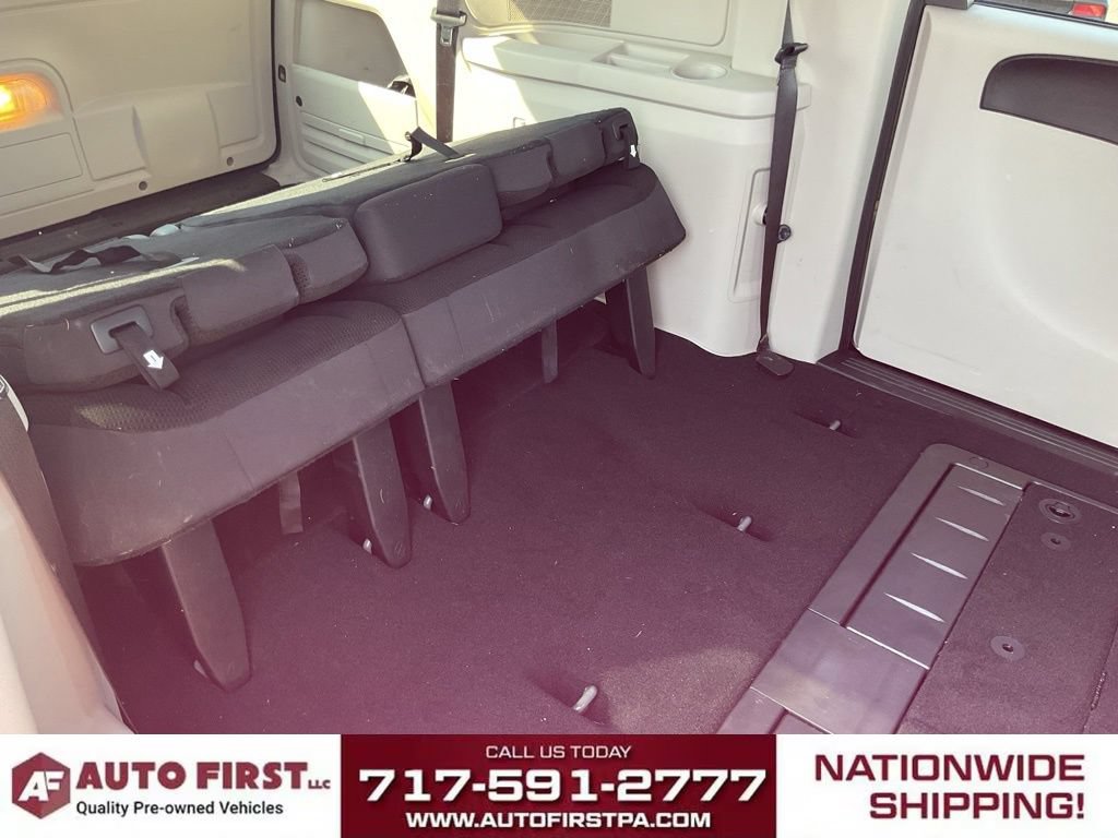 Used 2017 Dodge Grand Caravan SE FWD image 11