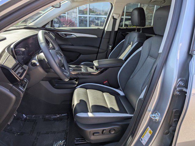 Used 2024 Buick Envision Sport Touring AWD/4WD image 11