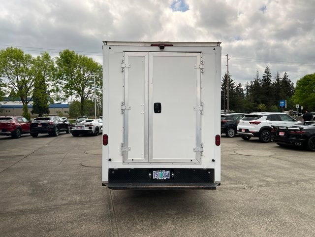 Used 2021 GMC Savana 3500 w/ Driver Convenience Package RWD image 6