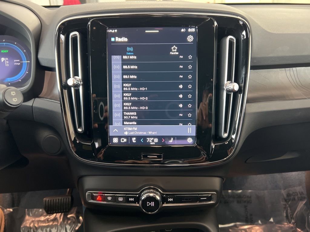 Used 2023 Volvo XC40 Recharge Ultimate w/ Protection Package Premier image 26