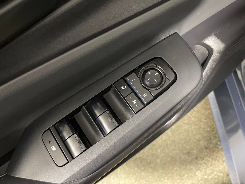Certified 2024 Toyota Prius LE FWD image 16