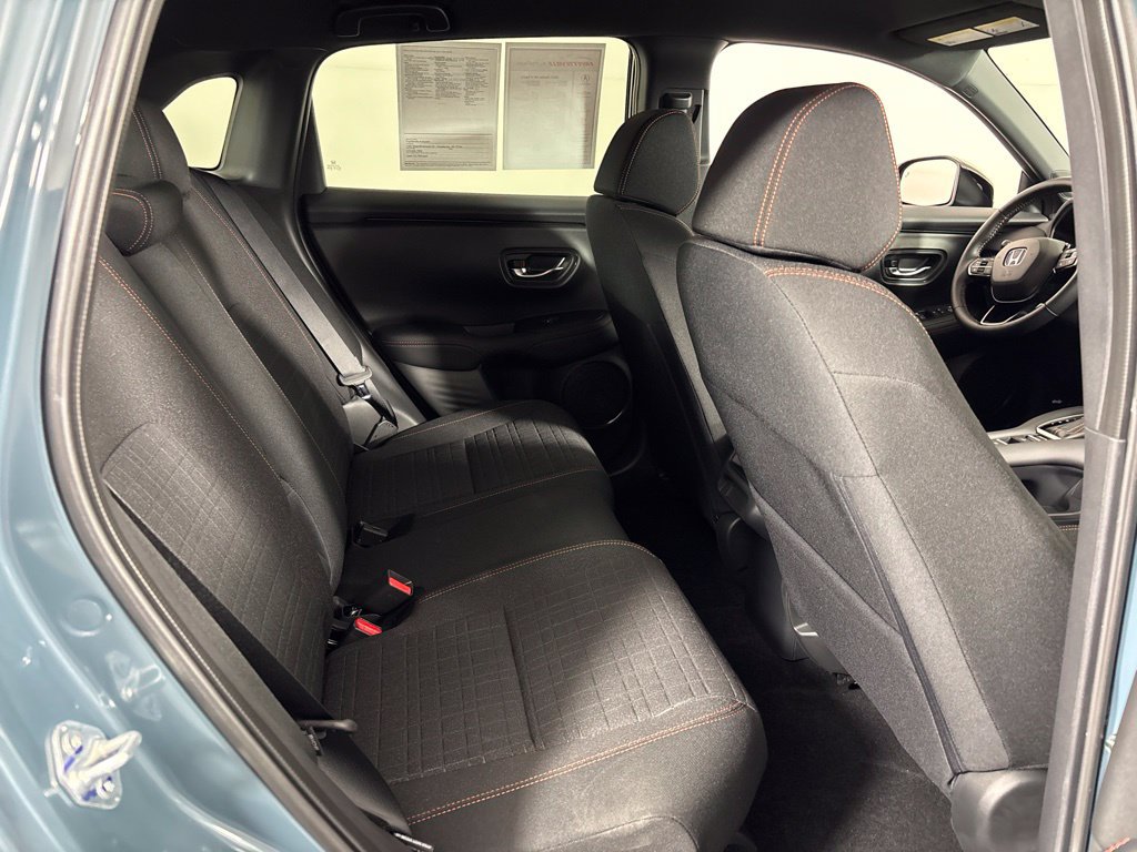 Used 2027 Honda HR-V Sport image 17