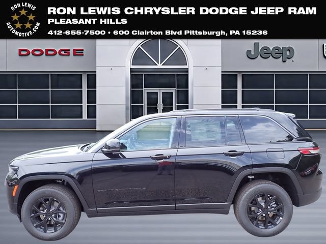 New 2026 Jeep Grand Cherokee Altitude AWD/4WD image 1
