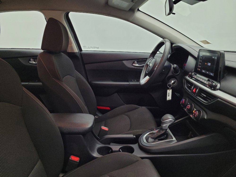 Used 2020 Kia Forte LXS FWD image 21