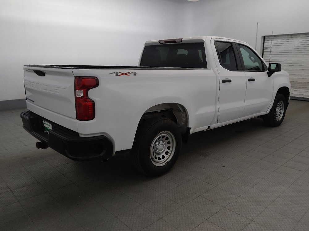 Used 2021 Chevrolet Silverado 1500 W/T w/ WT Value Package AWD/4WD image 9