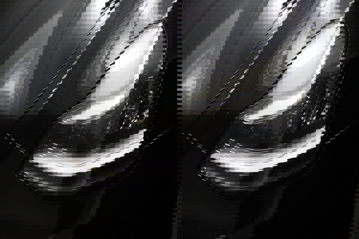 Used 2022 Tesla Model Y Long Range image 30