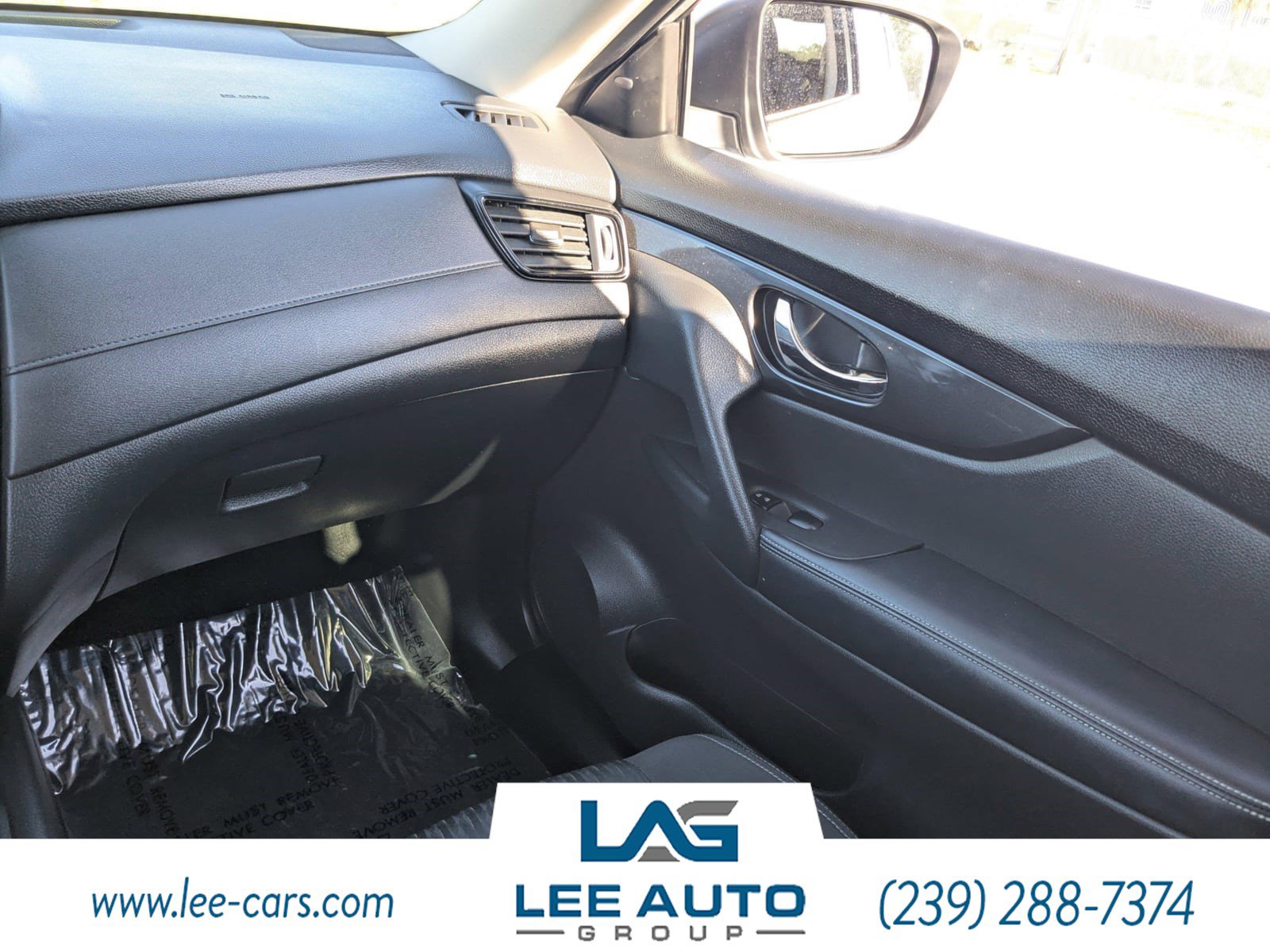 Used 2020 Nissan Rogue SV image 15