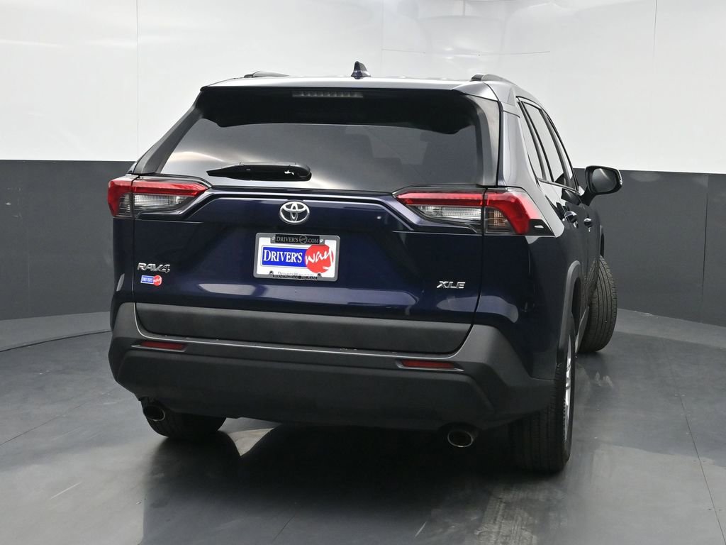 Used 2019 Toyota RAV4 XLE image 39