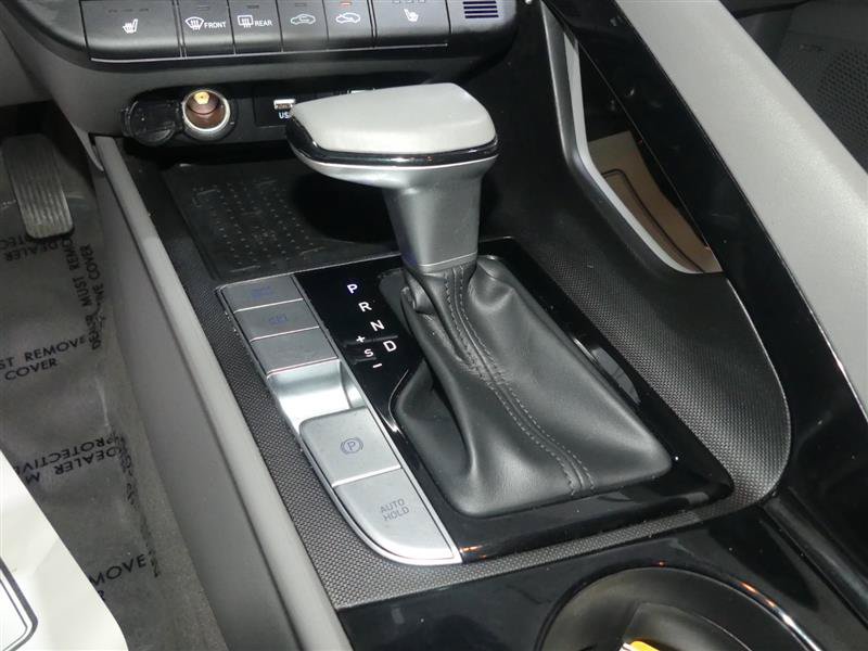 Used 2022 Hyundai Elantra SEL w/ Convenience + Premium Package FWD image 39