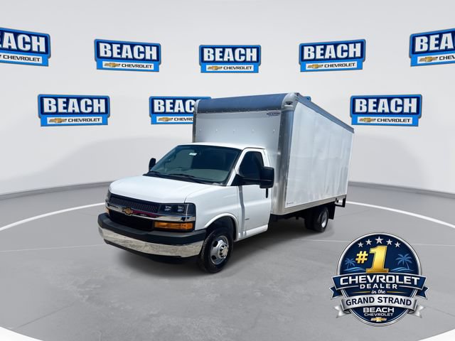 New 2026 Chevrolet Express 3500 w/ Power Convenience Package RWD image 4