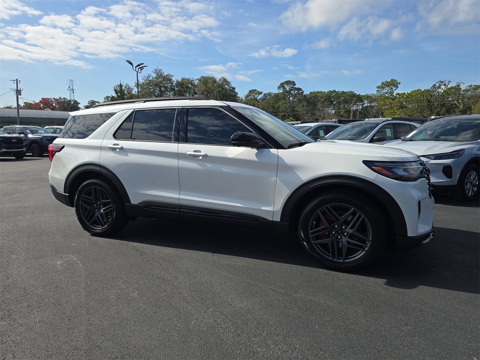 New 2026 Ford Explorer ST w/ Sun And Sound Package image 2