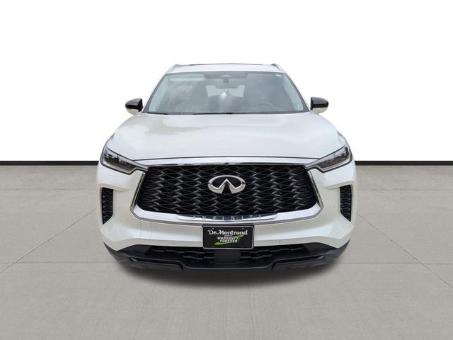 Used 2024 INFINITI QX60 Luxe w/ Vision Package AWD/4WD image 2