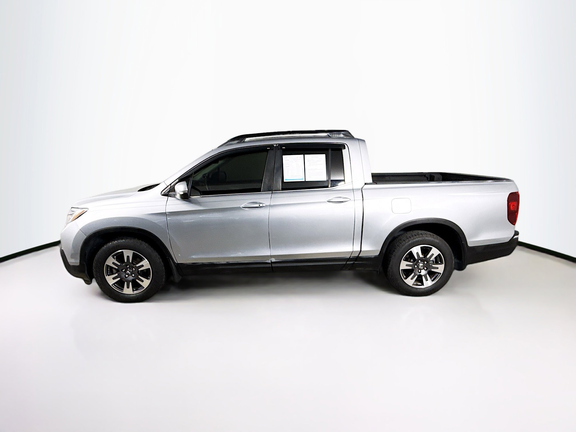 Used 2017 Honda Ridgeline RTL image 7