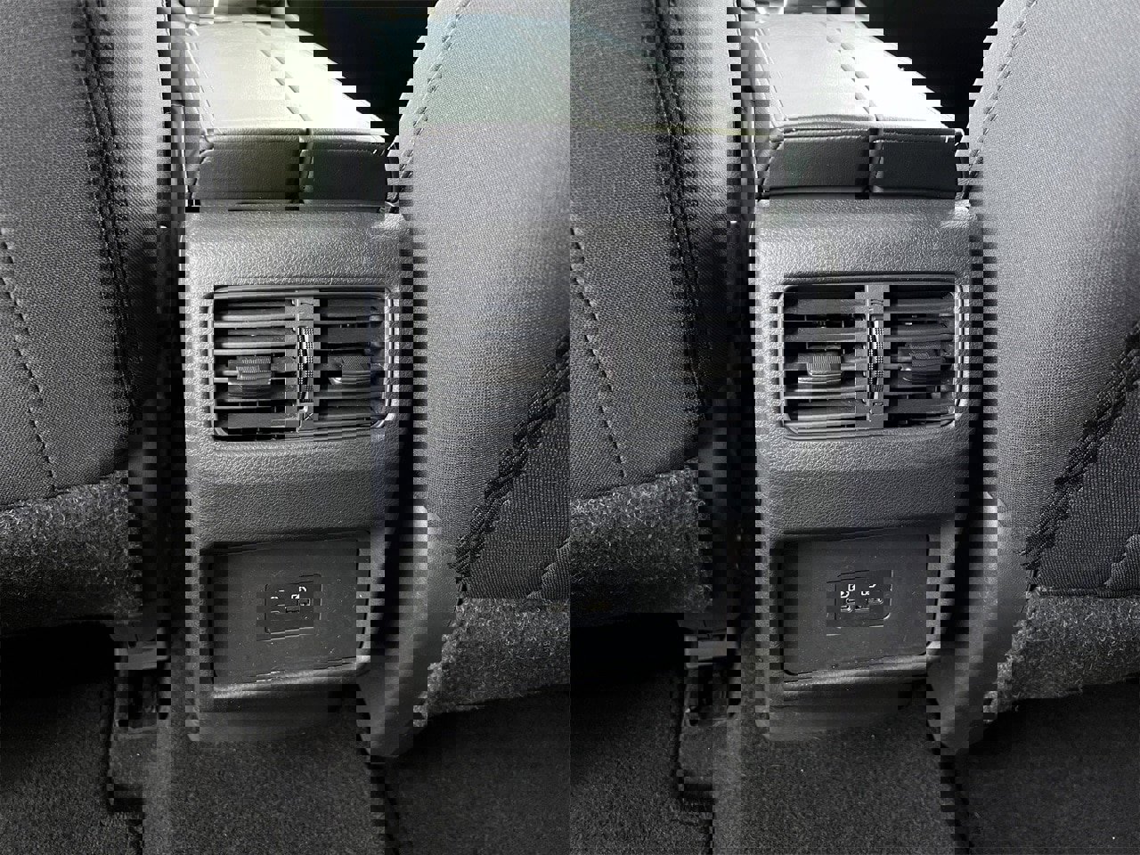 Certified 2023 Nissan Rogue SV image 24