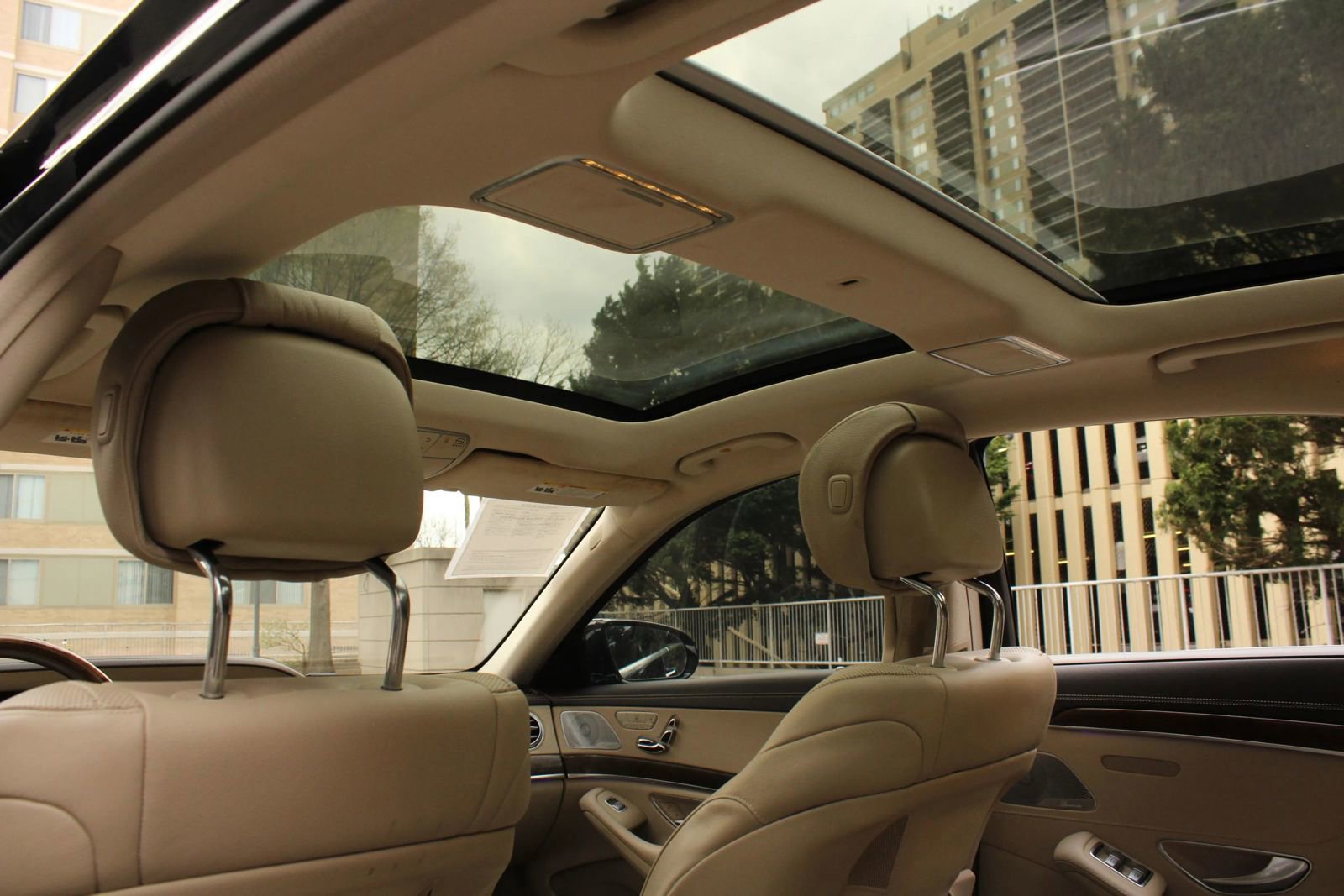Used 2015 Mercedes-Benz S 550 Sedan image 20