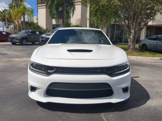 Used 2023 Dodge Charger Scat Pack w/ Navigation & Travel Group RWD image 3