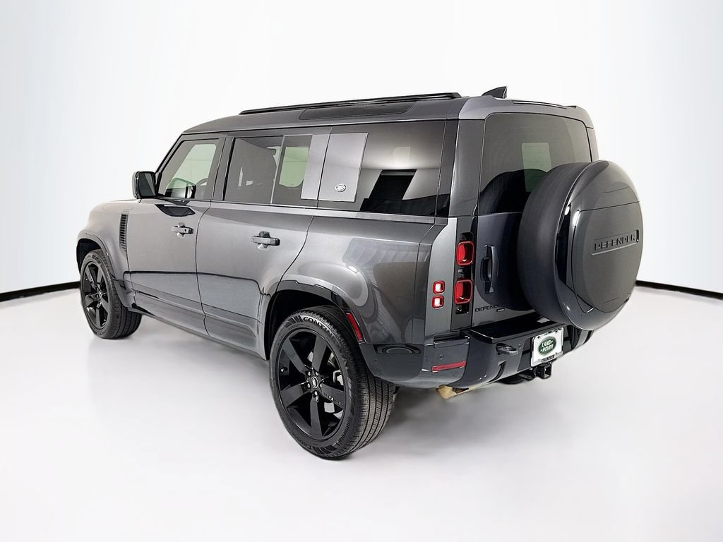 Used 2023 Land Rover Defender 110 X-Dynamic SE AWD/4WD image 7