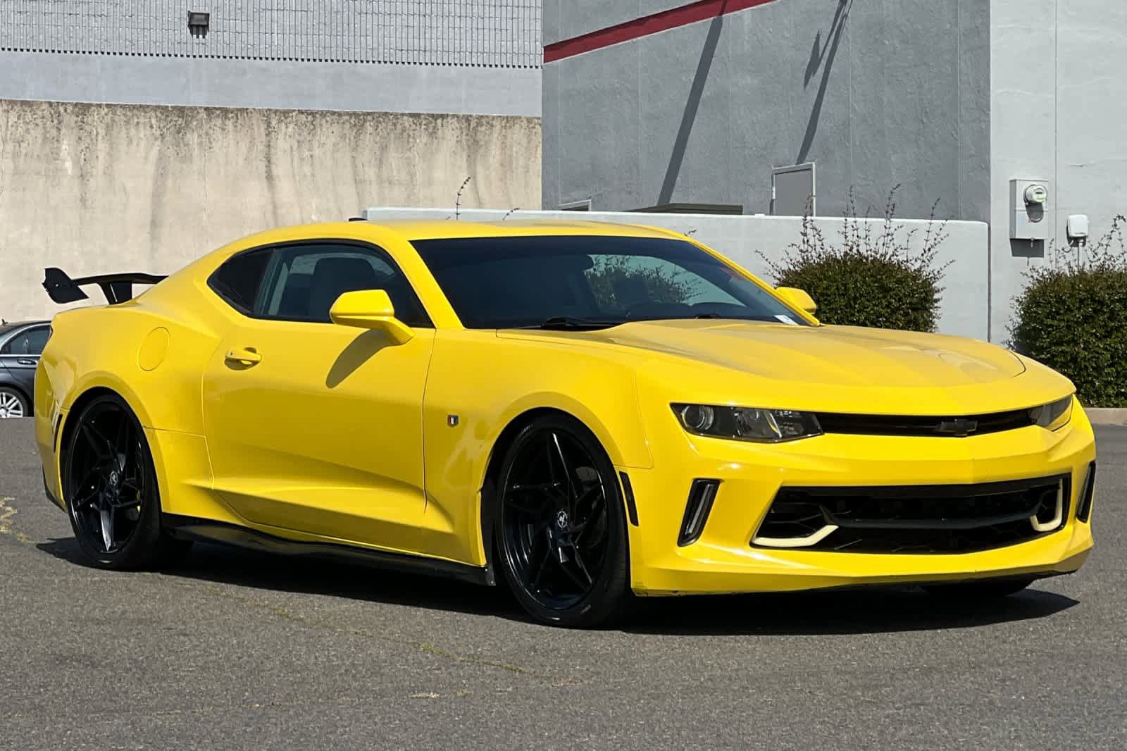 Used 2017 Chevrolet Camaro LT image 5