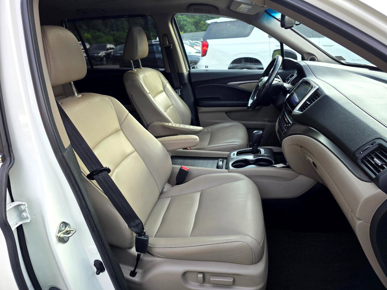 Used 2017 Honda Pilot EX-L image 16