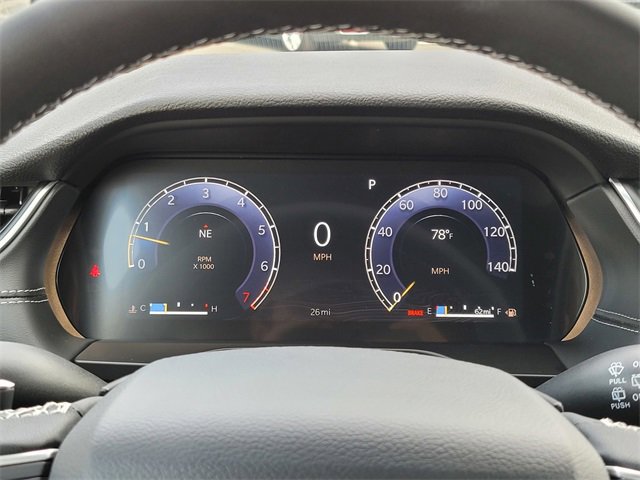 New 2025 Jeep Grand Cherokee L Laredo image 10