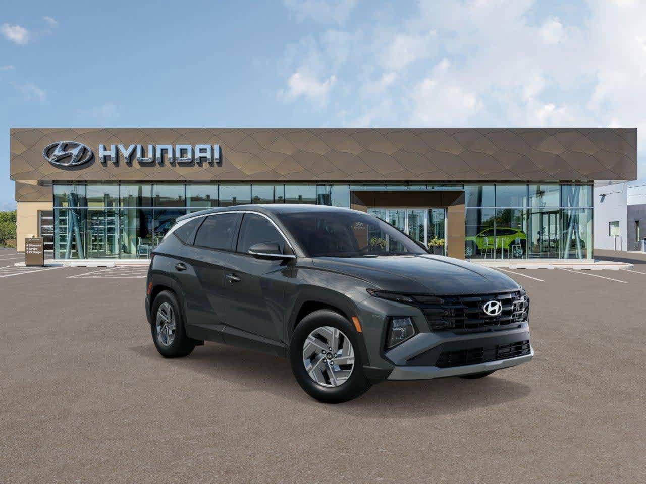 New 2026 Hyundai Tucson Blue SE FWD image 2