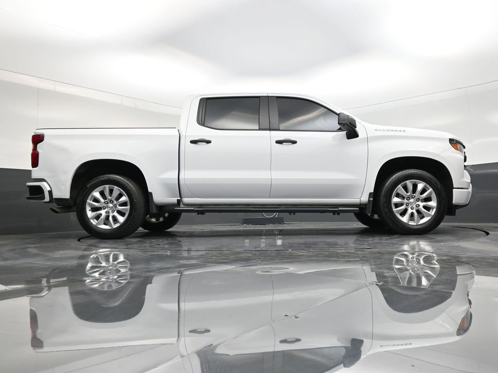 Used 2025 Chevrolet Silverado 1500 Custom image 25