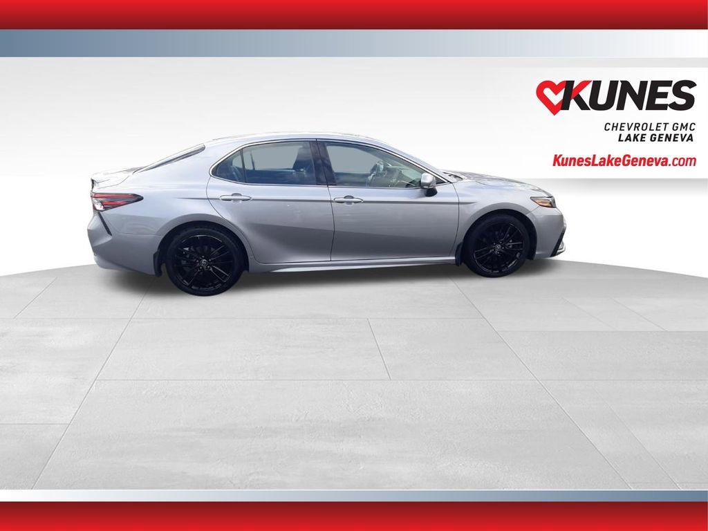 Used 2022 Toyota Camry XSE FWD image 10