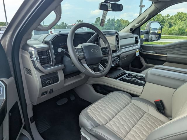 New 2026 Ford F450 Platinum w/ Platinum Plus Package AWD/4WD image 16